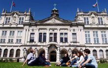 فرصت تحصیلی مدیریت و کسب و کار در دانشگاه کاردیف ولز